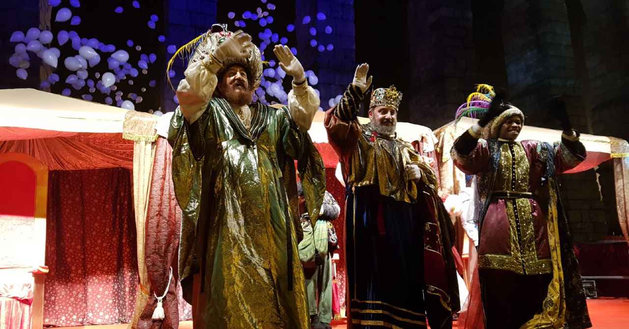 Saludo de los Reyes Magos en el Azoguejo