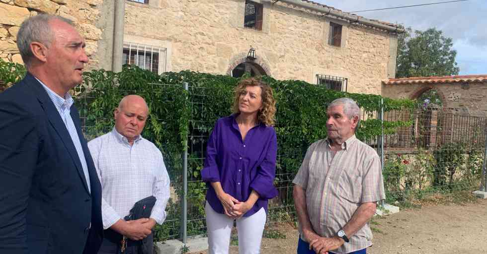 Visita a la vivienda afectada por el incendio