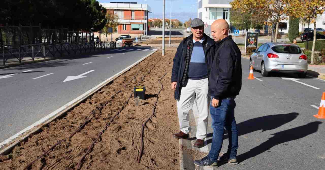El concejal de Medio Ambiente visita los parterres